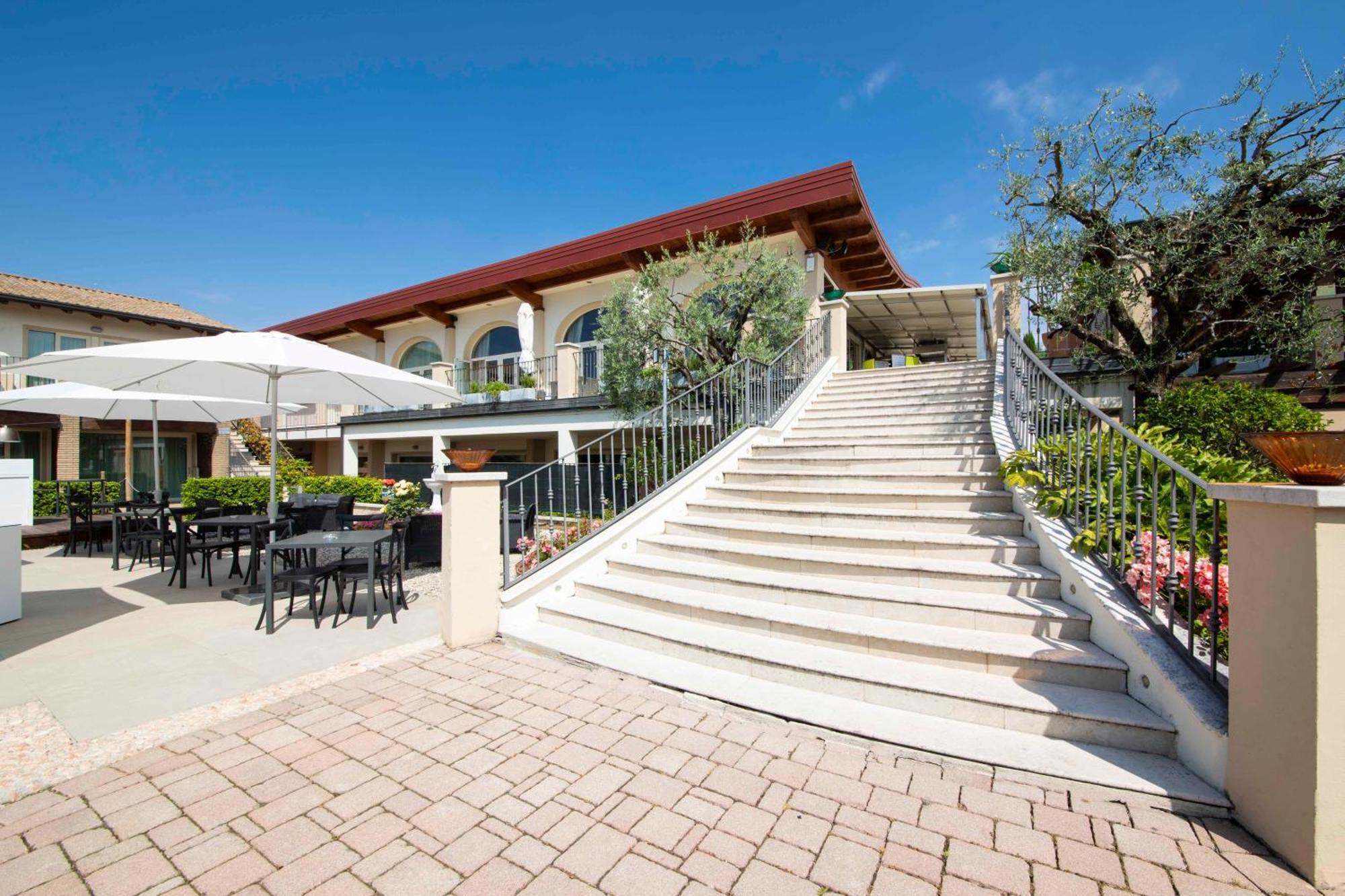 Garda Aparthotel